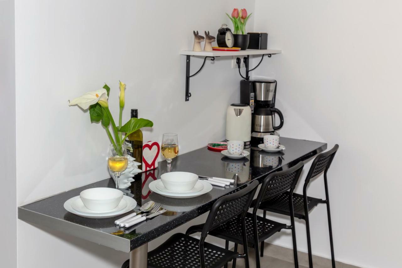 Attiki Sunshine With Terrace Vipgreece * Athen